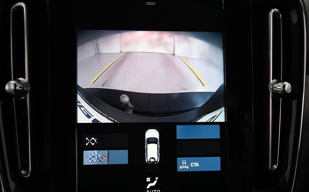 Volvo XC40 T3 Inscription *1.Hand*Leder*Navi*AHK* foto 13