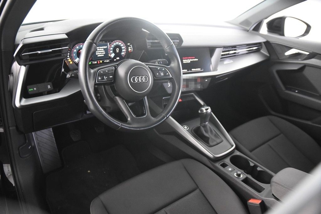 Audi A3 35 TFSI Limosine *1.Hand*Navi*DAB* foto 13