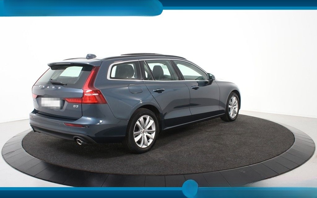 Volvo V60 B3 Momentum *1.Hand*Pano.*SHZ*Navi* foto 7