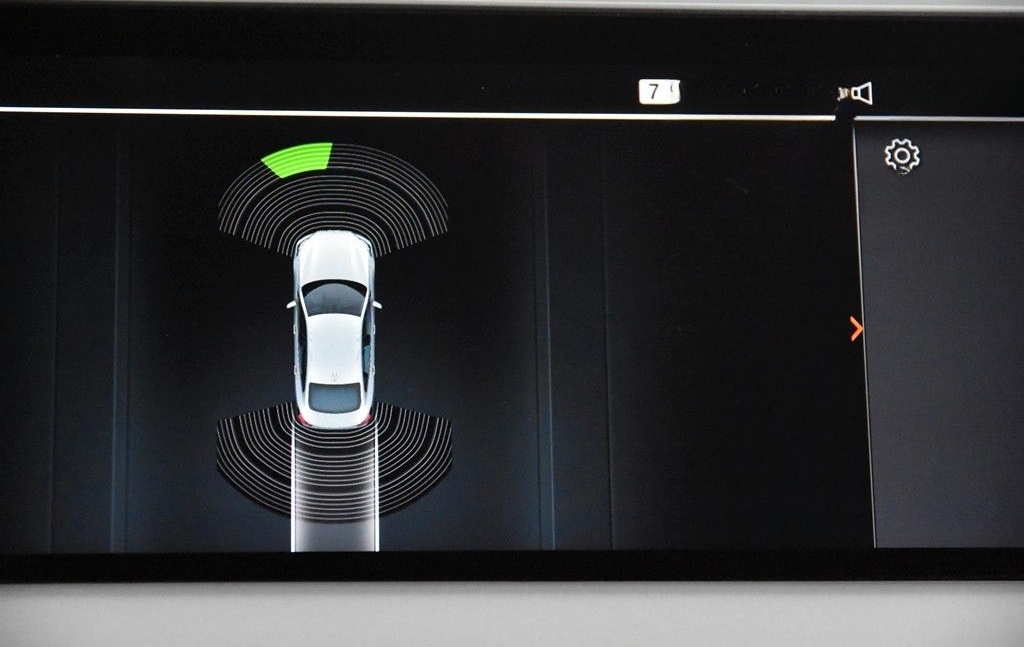 BMW 218i Gran Coupé *1.Hand*Navi*Carplay*DAB* foto 14