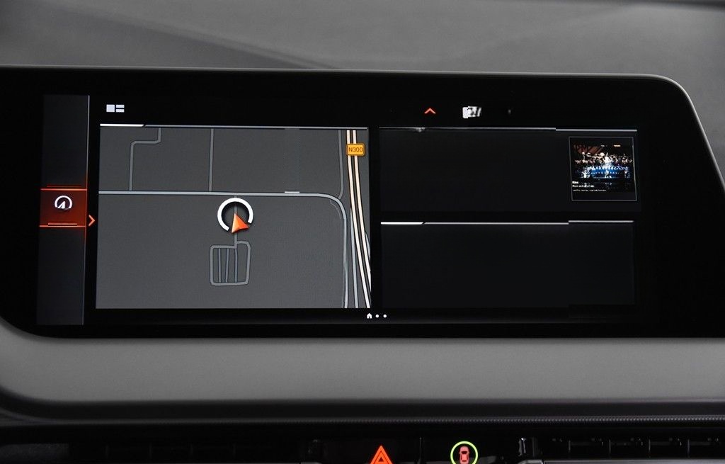 BMW 218i Gran Coupé *1.Hand*Navi*Carplay*DAB* foto 10