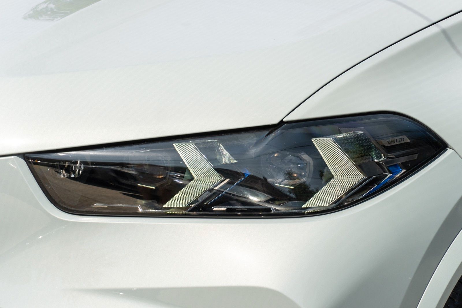 BMW X5 50e M SPORT.PANO.DR.ASS.360.LUFTF.H/K.AHK.22" foto 8