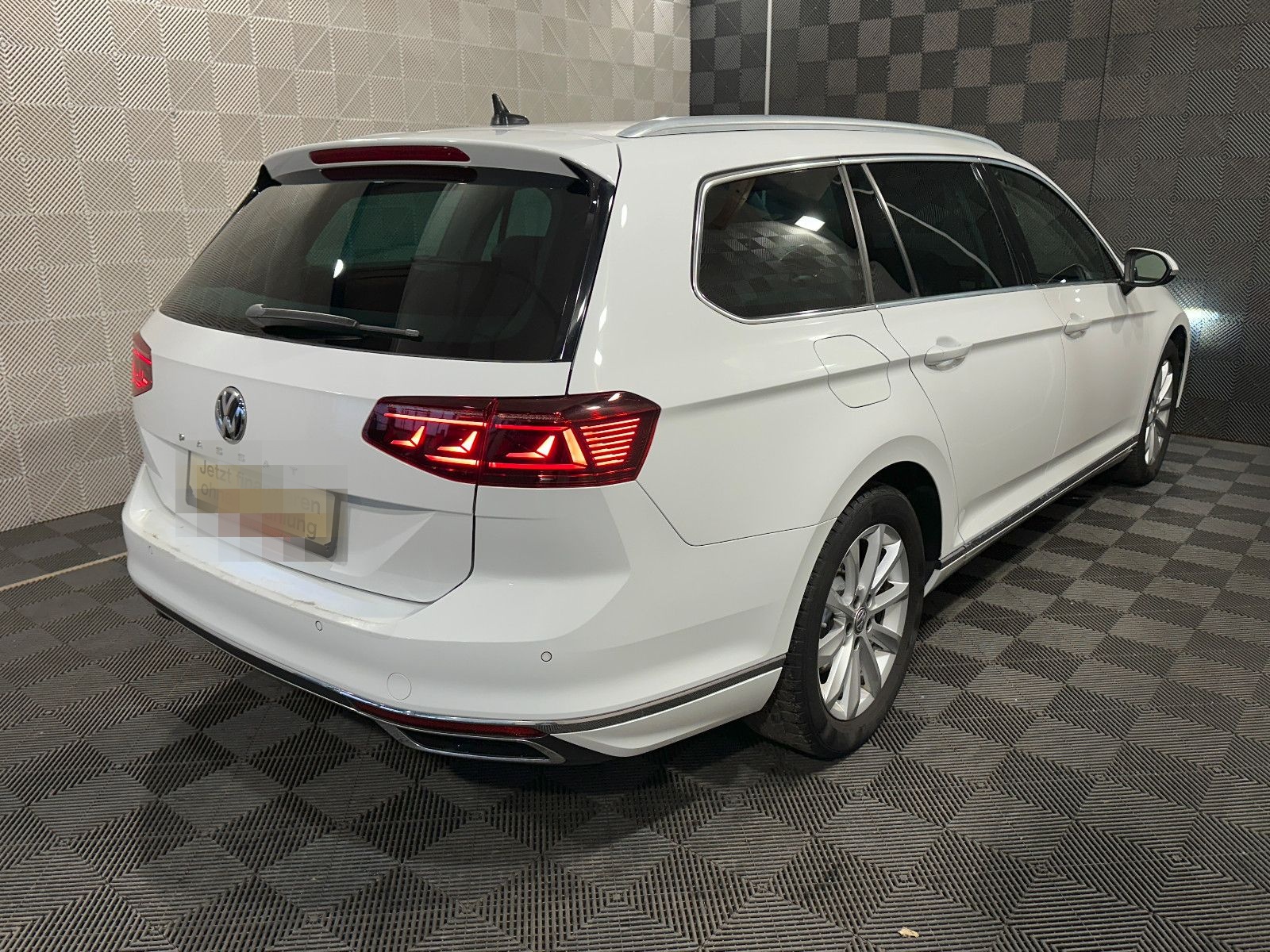 Volkswagen Passat Variant*ELEGANCE*MATRIX-ACC-AHK-R.KAM-SHZ foto 4