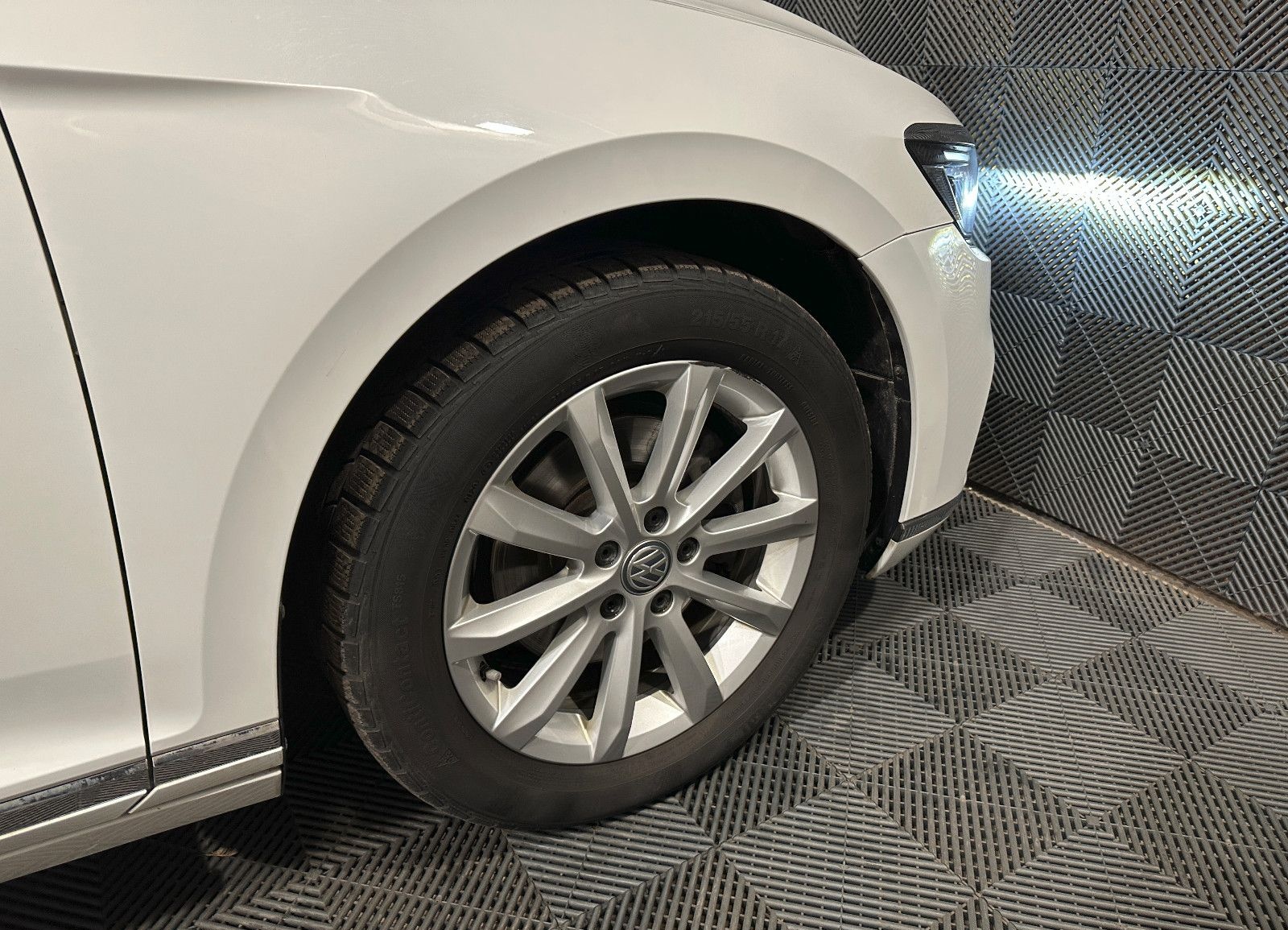 Volkswagen Passat Variant*ELEGANCE*MATRIX-ACC-AHK-R.KAM-SHZ foto 9