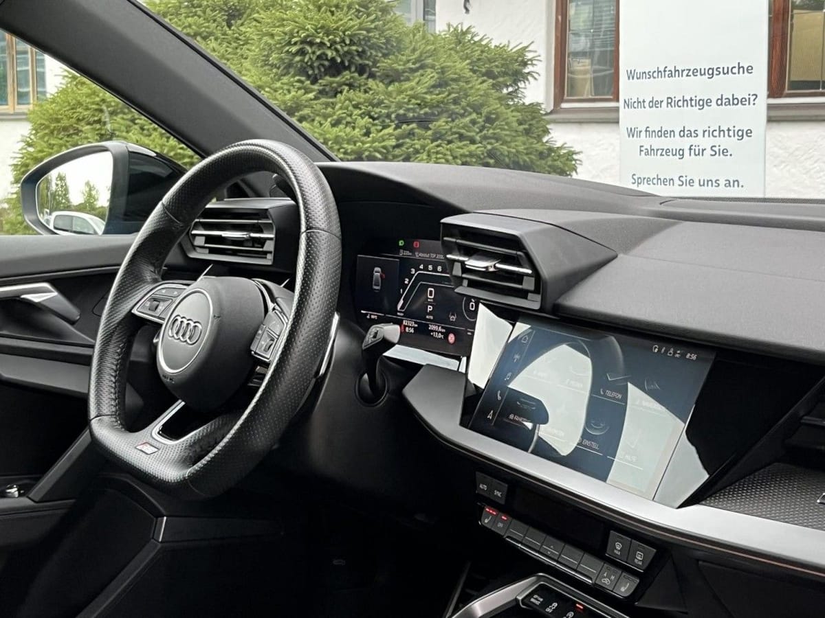Audi RS3 2,5 TFSI quattro S-tronic (LED Optik-Paket) foto 12