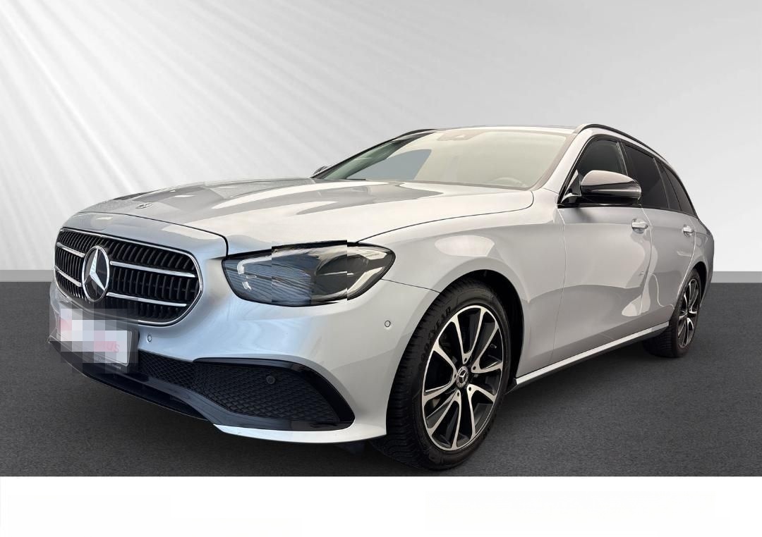 Mercedes-Benz E 220 Avantgarde