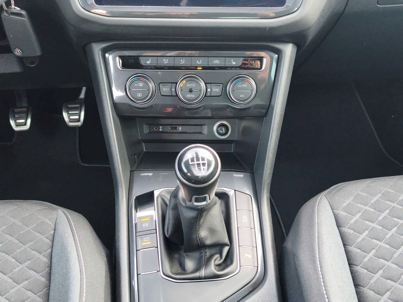 Volkswagen Tiguan Sound BMT/Start-Stopp 4Motion foto 11