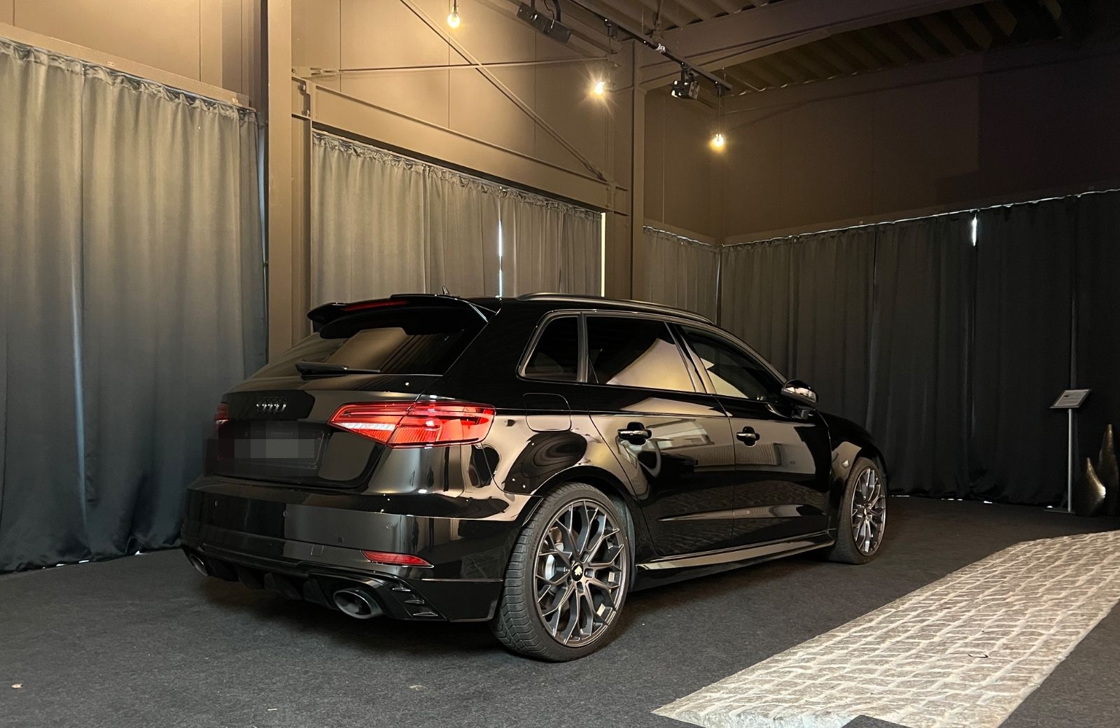 Audi RS 3 Sportback 2.5 TFSI Quattro foto 6