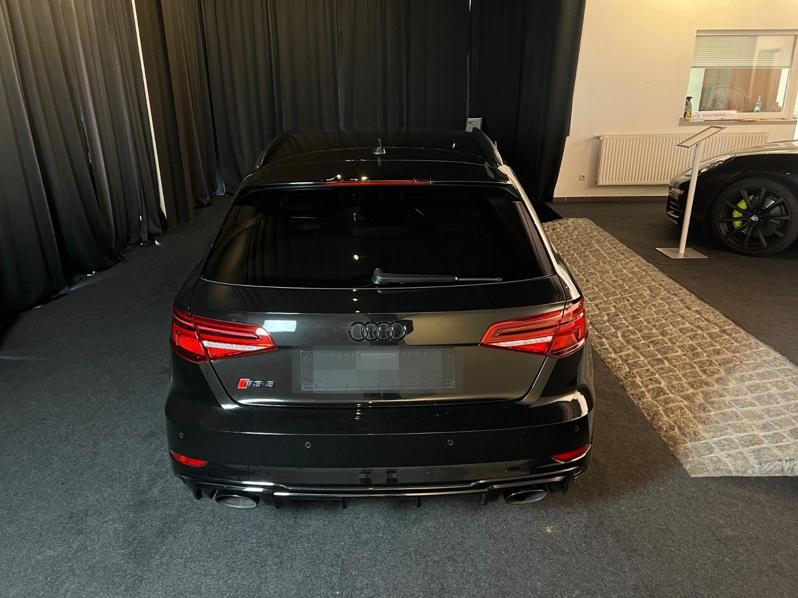 Audi RS 3 Sportback 2.5 TFSI Quattro foto 7