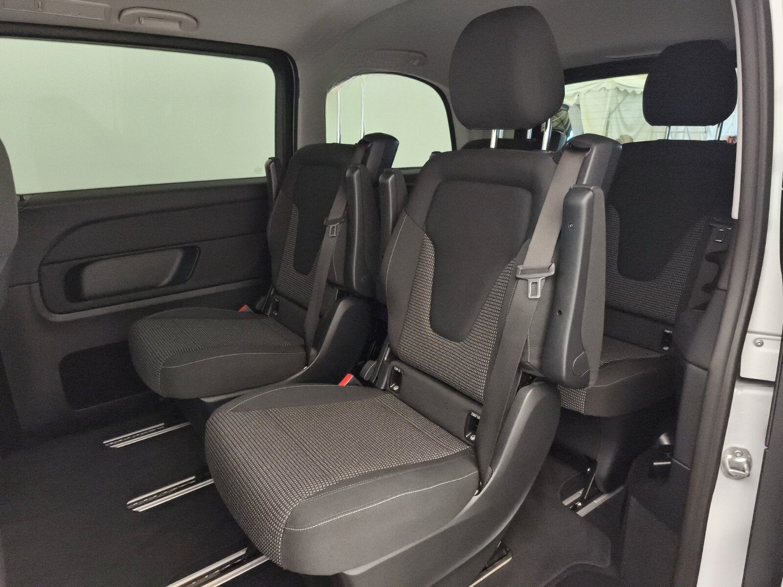 Mercedes-Benz V 220 d 4M Style/K DISTR. M-BEAM AHK Widescreen foto 12