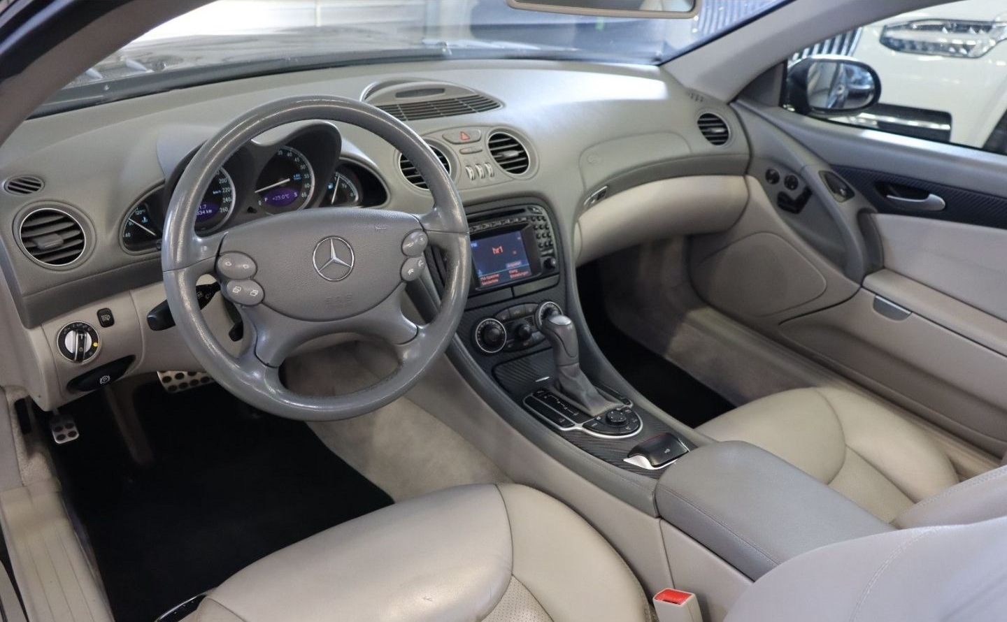 Mercedes-Benz SL 500 Roadster V8 GRA Leder Navi Xenon 20"LM foto 15