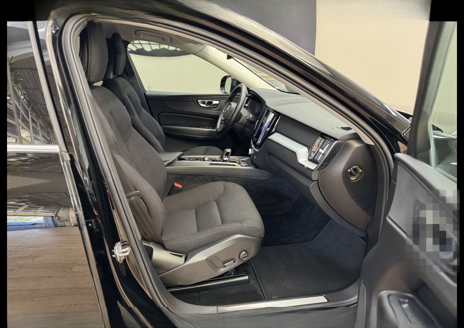 Volvo XC60 B4 D Momentum Pro *LED*AHK*ACC*StHz*MJ2022* foto 17