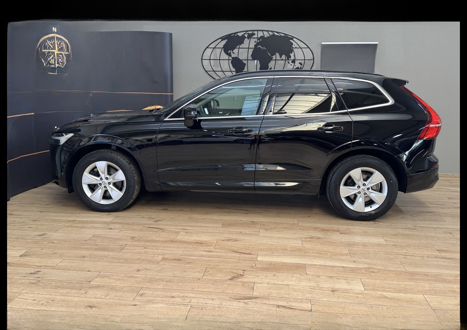 Volvo XC60 B4 D Momentum Pro *LED*AHK*ACC*StHz*MJ2022* foto 6