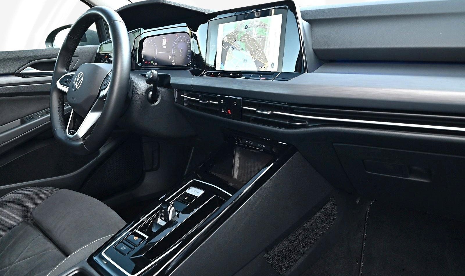Volkswagen Golf VIII Variant 2.0 l TDI DSG Style foto 11