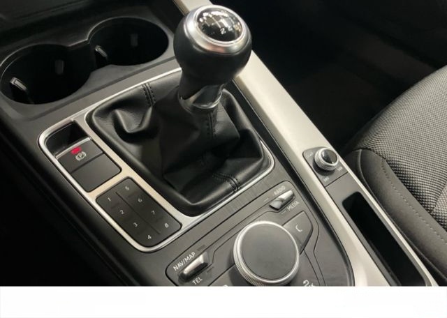 Audi A4 Avant 35 TFSI XEN NAV GRA SHZ KLIMAAUT foto 15