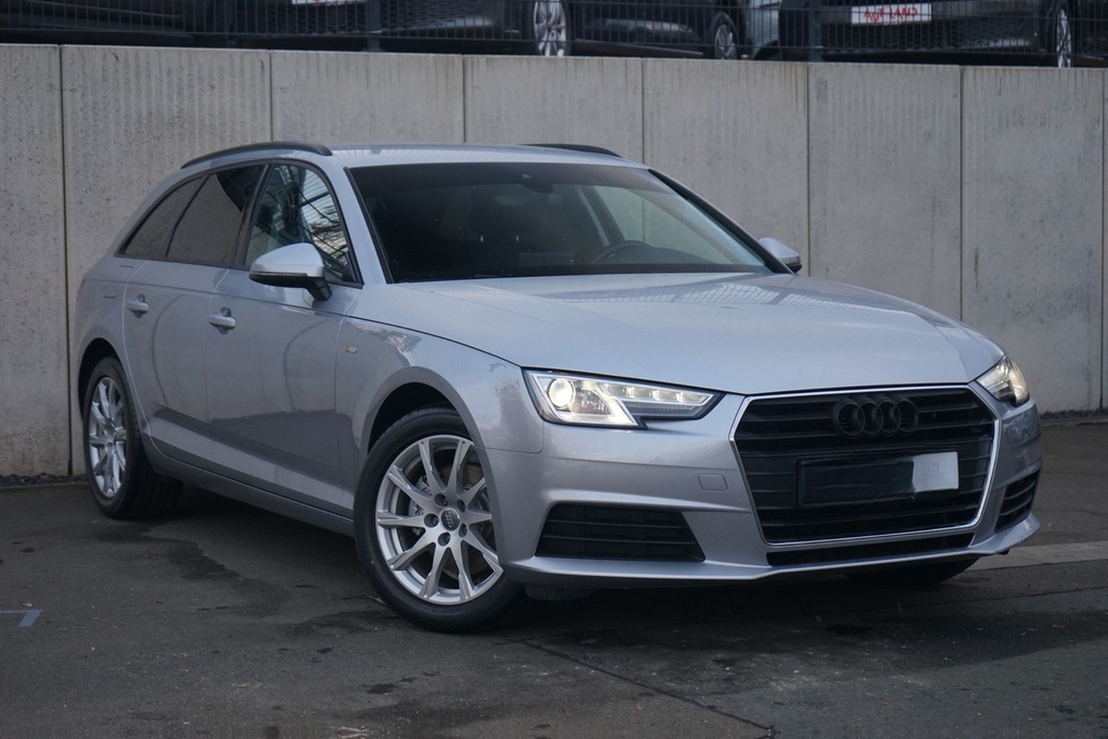 Audi A4 Avant 1.4 TFSI S-Tronic Xenon Navi Kamera foto 6