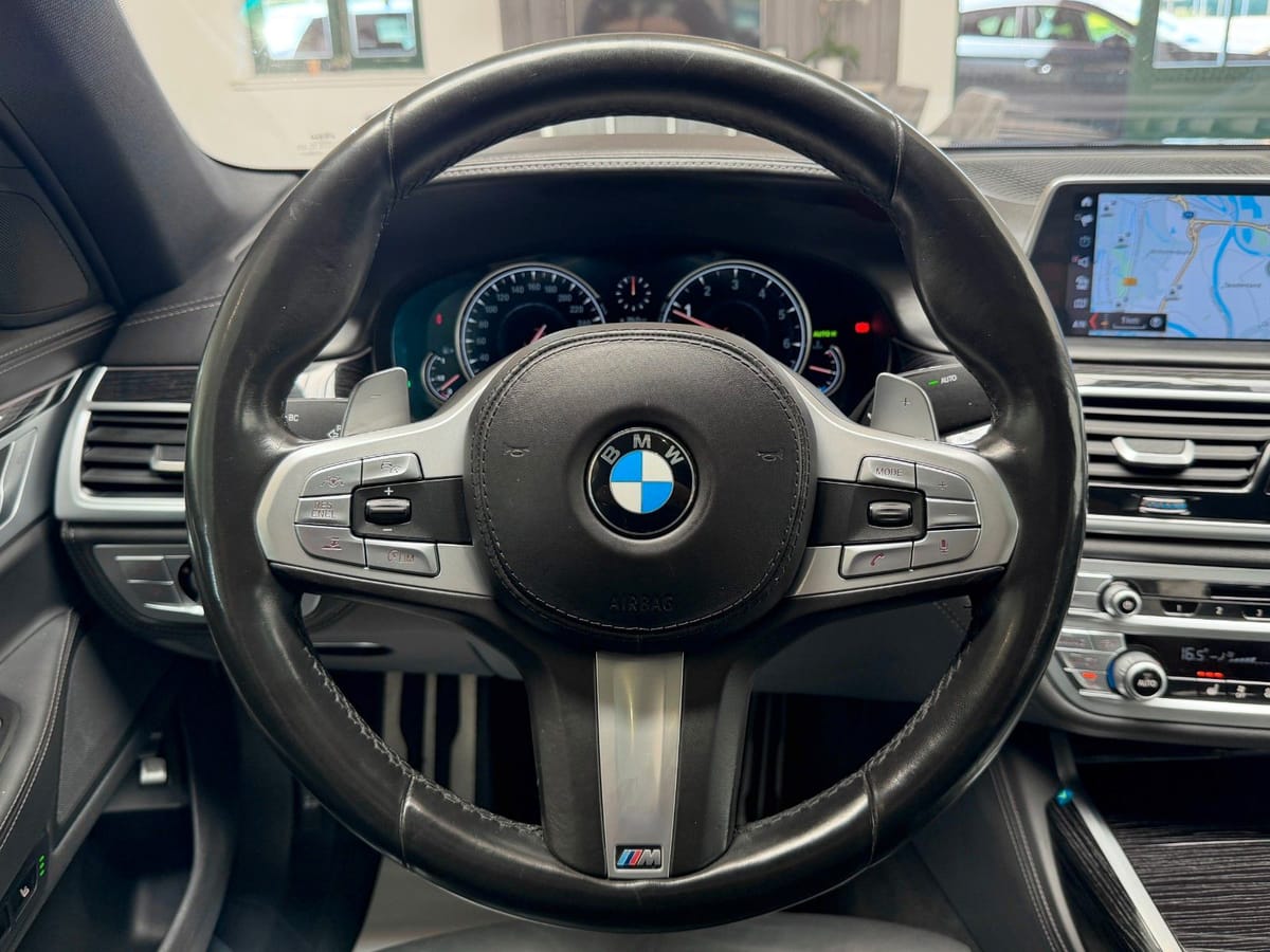 BMW 750i M-Paket Sport Performance 449PS VOLL foto 12