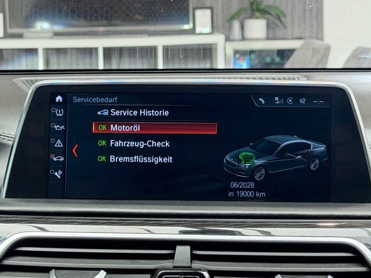 BMW 750i M-Paket Sport Performance 449PS VOLL foto 17