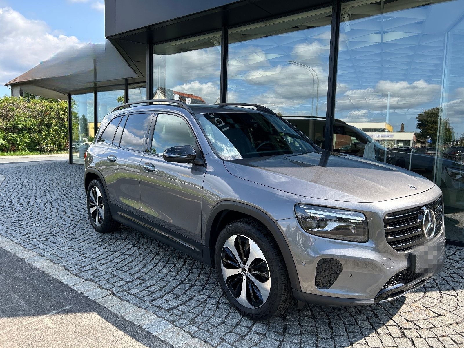 Mercedes-Benz GLB 200d Progr. Night, Distronic, AHK, Multibeam foto 4