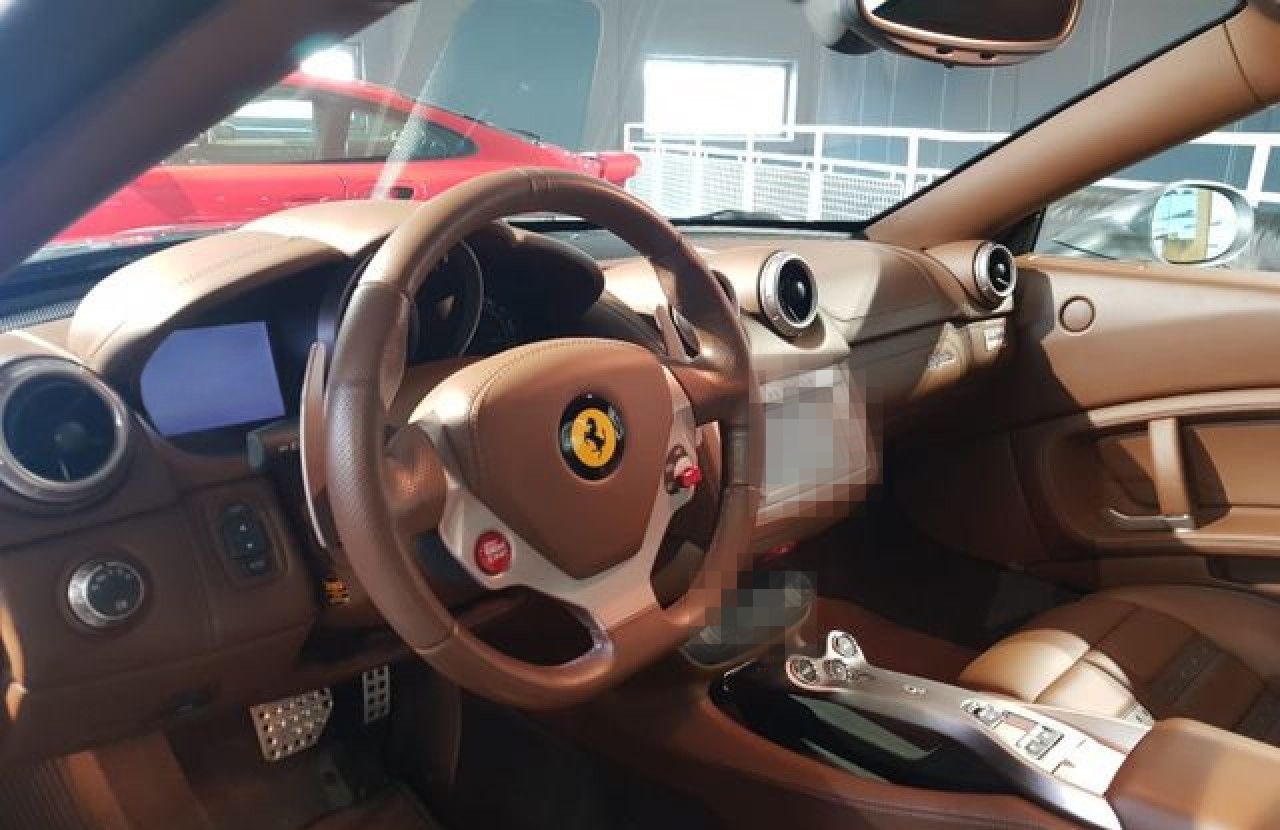Ferrari California 4.3 V8 4-Sitzer Dtsch. Grigio Titanio foto 13