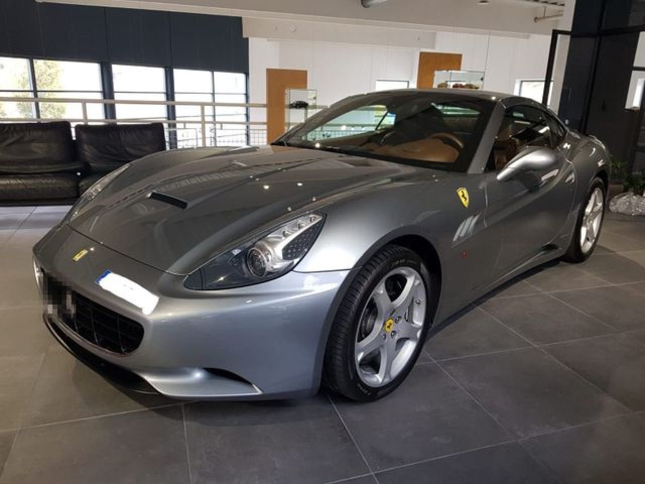 Ferrari California 4.3 V8 4-Sitzer Dtsch. Grigio Titanio foto 4