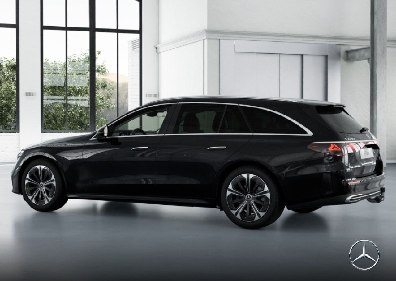 Mercedes-Benz E 220 d T 4M Avantgarde Fahrass 360° Pano Distr foto 14
