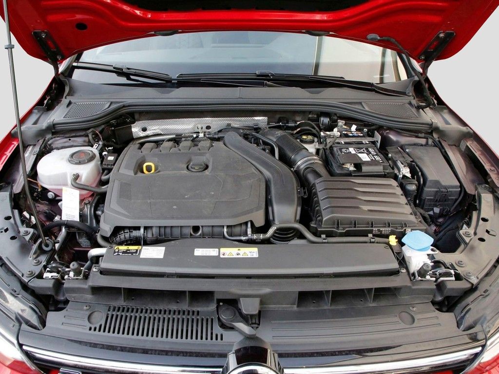 Volkswagen Golf VIII 1.5 eTSI DSG R-Line 17" AHK Standheizu foto 8