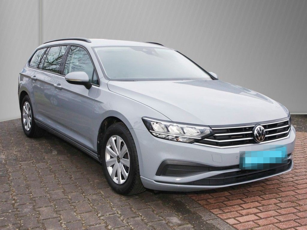 Volkswagen Passat Variant 2.0 TDI DSG Kamera Navi AppConnec foto 4