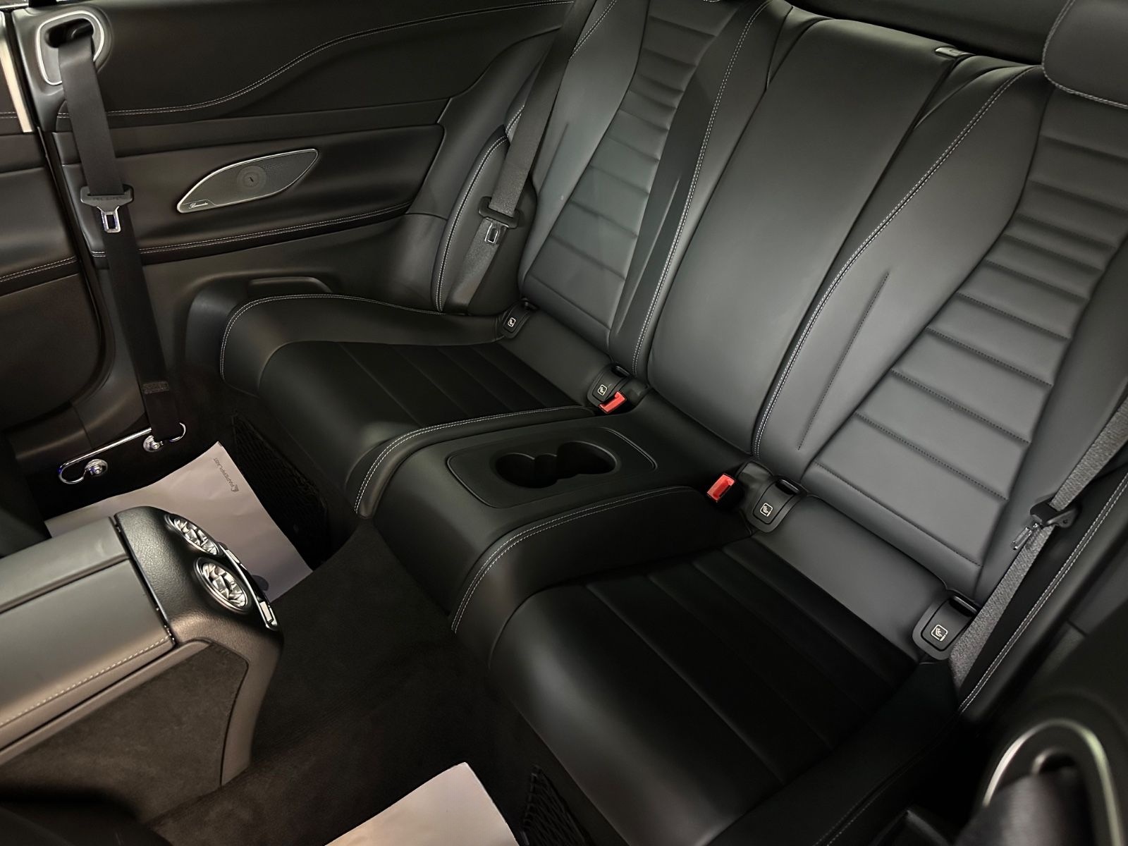 Mercedes-Benz E 350d 4-Matic Coupe 9G AMG WIDE/HUD/DTR+/PANO foto 9