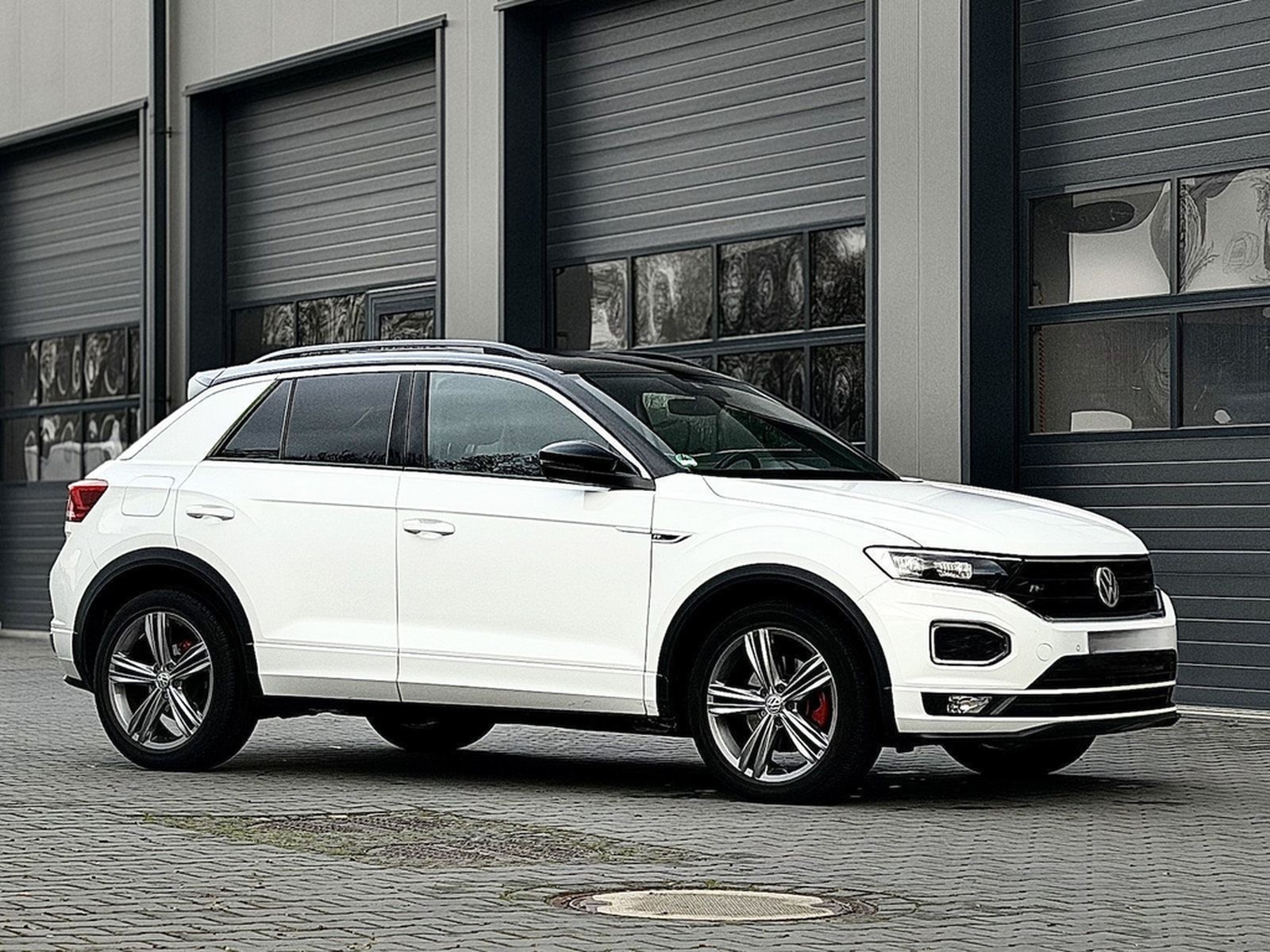 Volkswagen T-Roc R-line / Pano / 1. Hd / Kamera / AHK foto 2