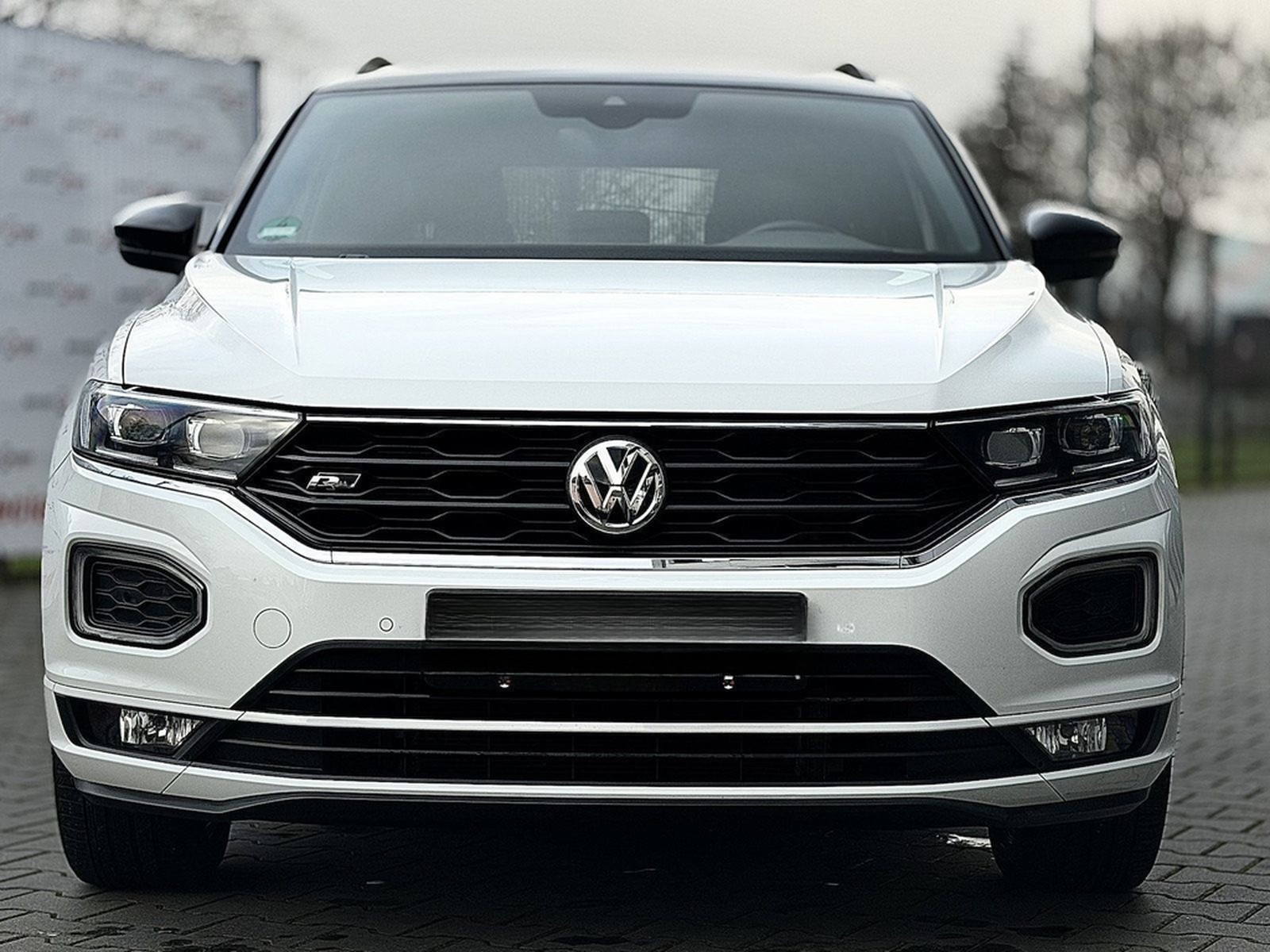 Volkswagen T-Roc R-line / Pano / 1. Hd / Kamera / AHK foto 3