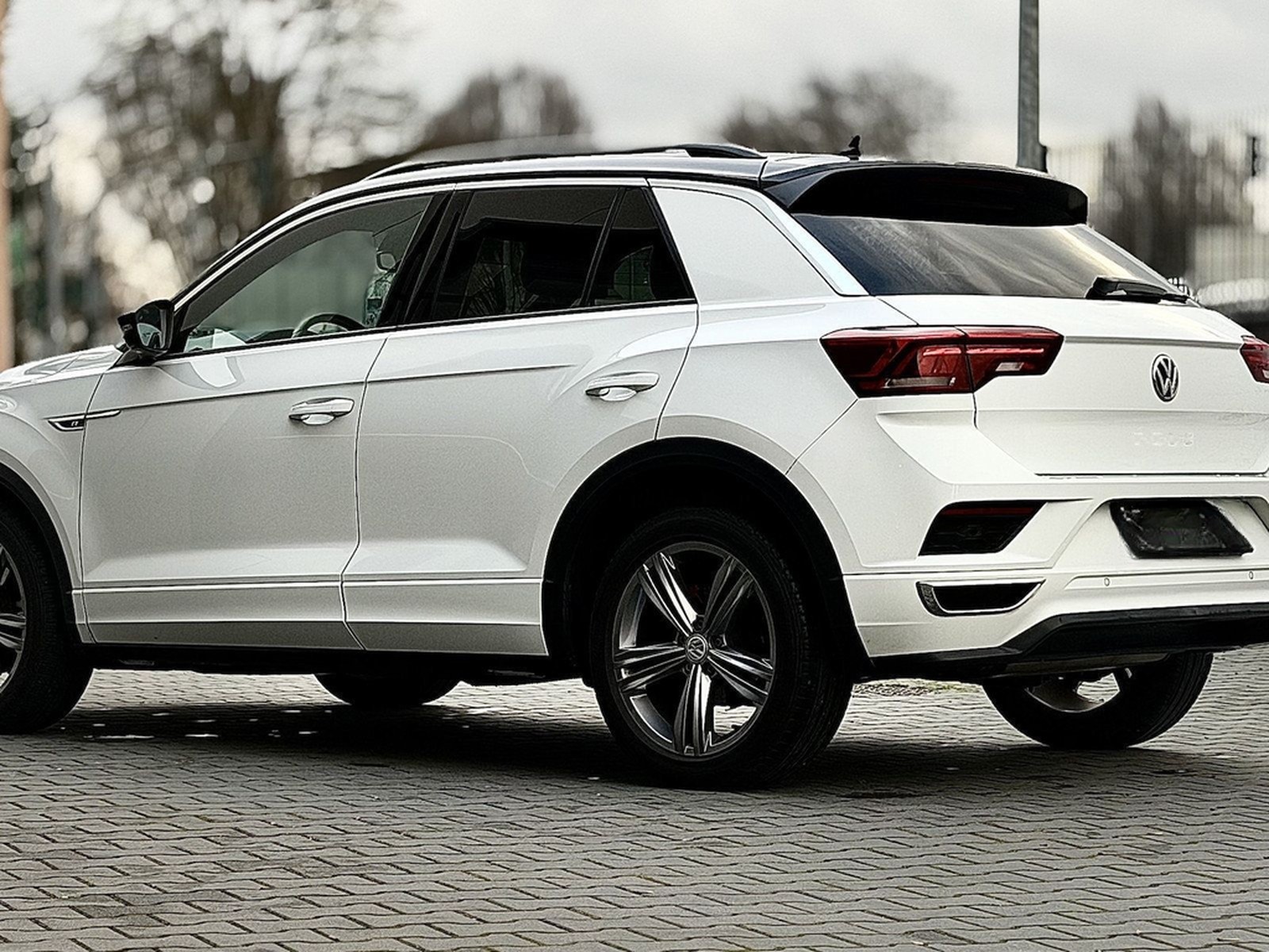 Volkswagen T-Roc R-line / Pano / 1. Hd / Kamera / AHK foto 8