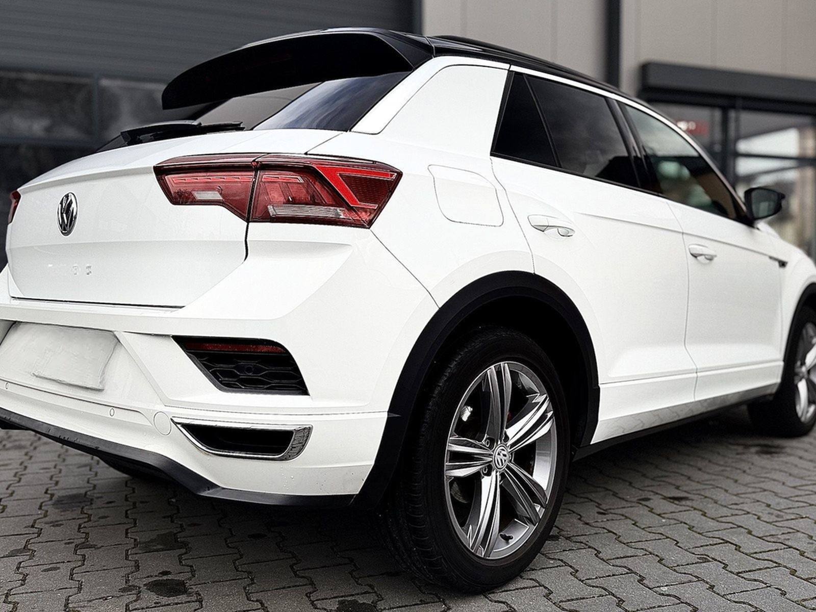 Volkswagen T-Roc R-line / Pano / 1. Hd / Kamera / AHK foto 10