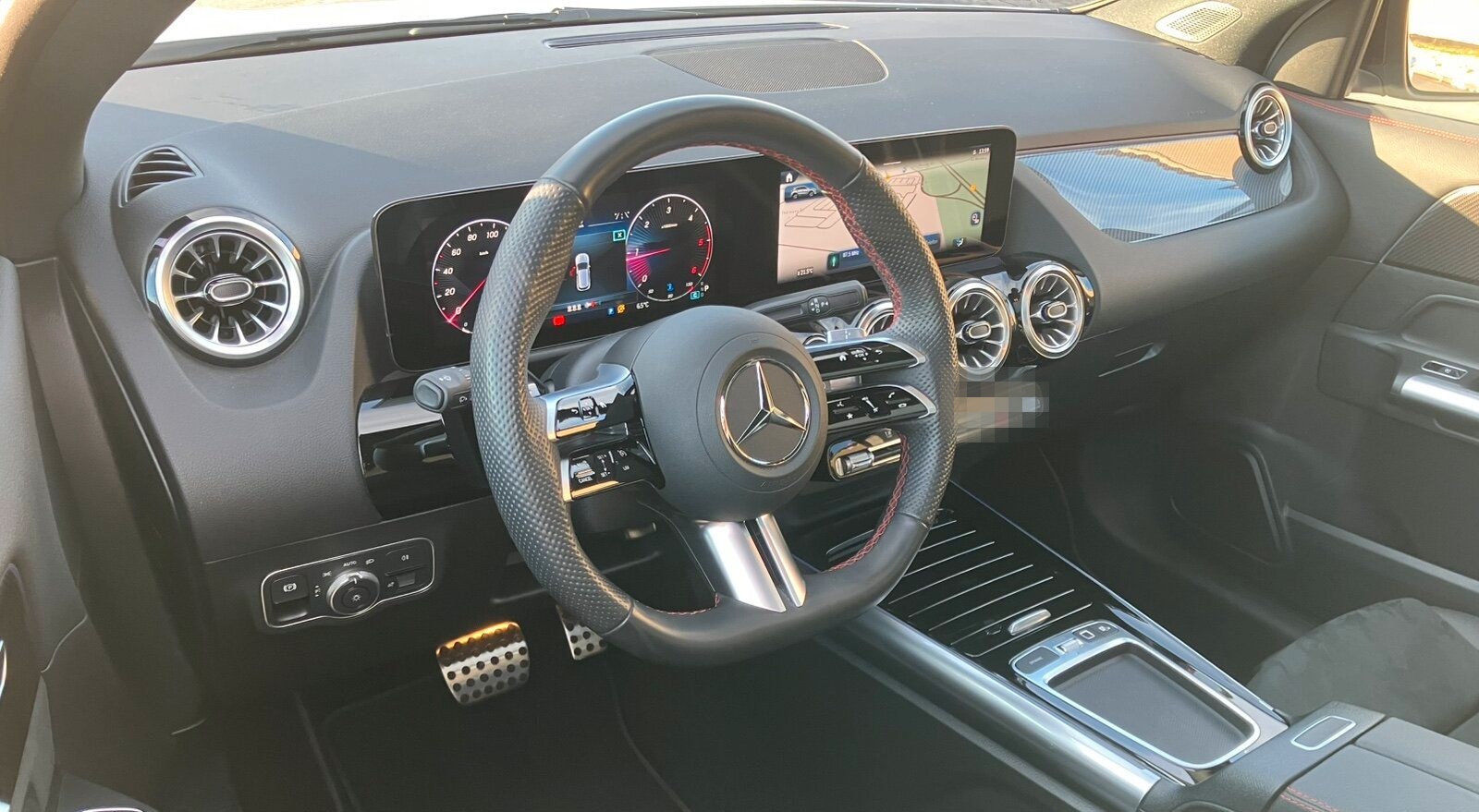 Mercedes-Benz GLA 220 d 4M AMG Line LED*Panorama*Memory*Night* foto 5