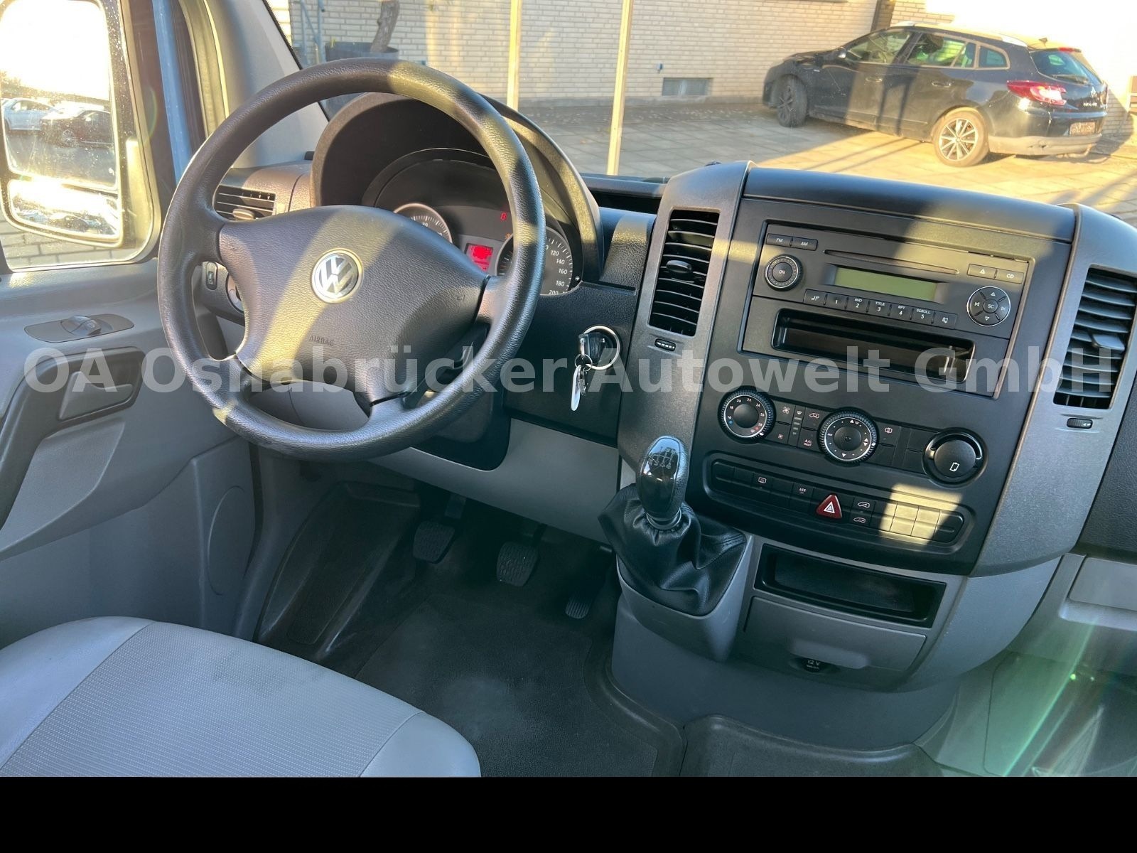 Volkswagen Crafter 2.5 TDI 9-Sitze Klima Rollstuhlrampe BT foto 13