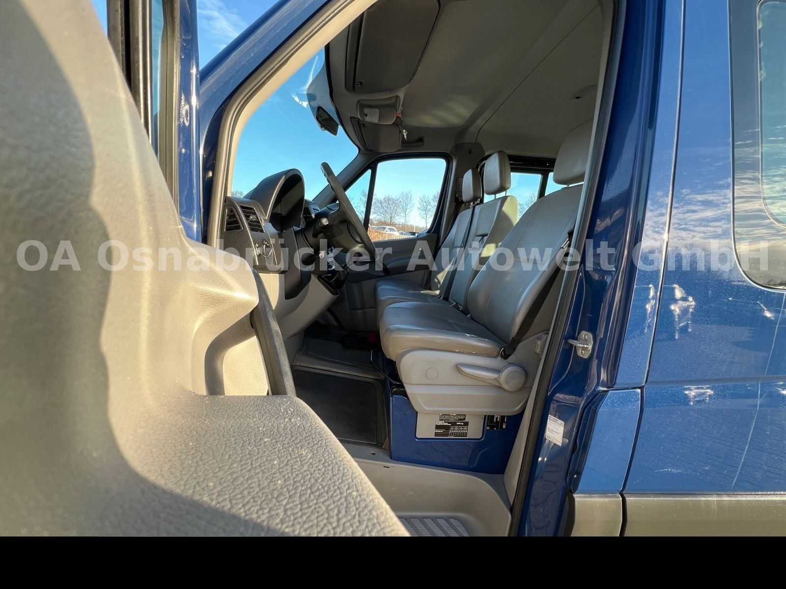 Volkswagen Crafter 2.5 TDI 9-Sitze Klima Rollstuhlrampe BT foto 18