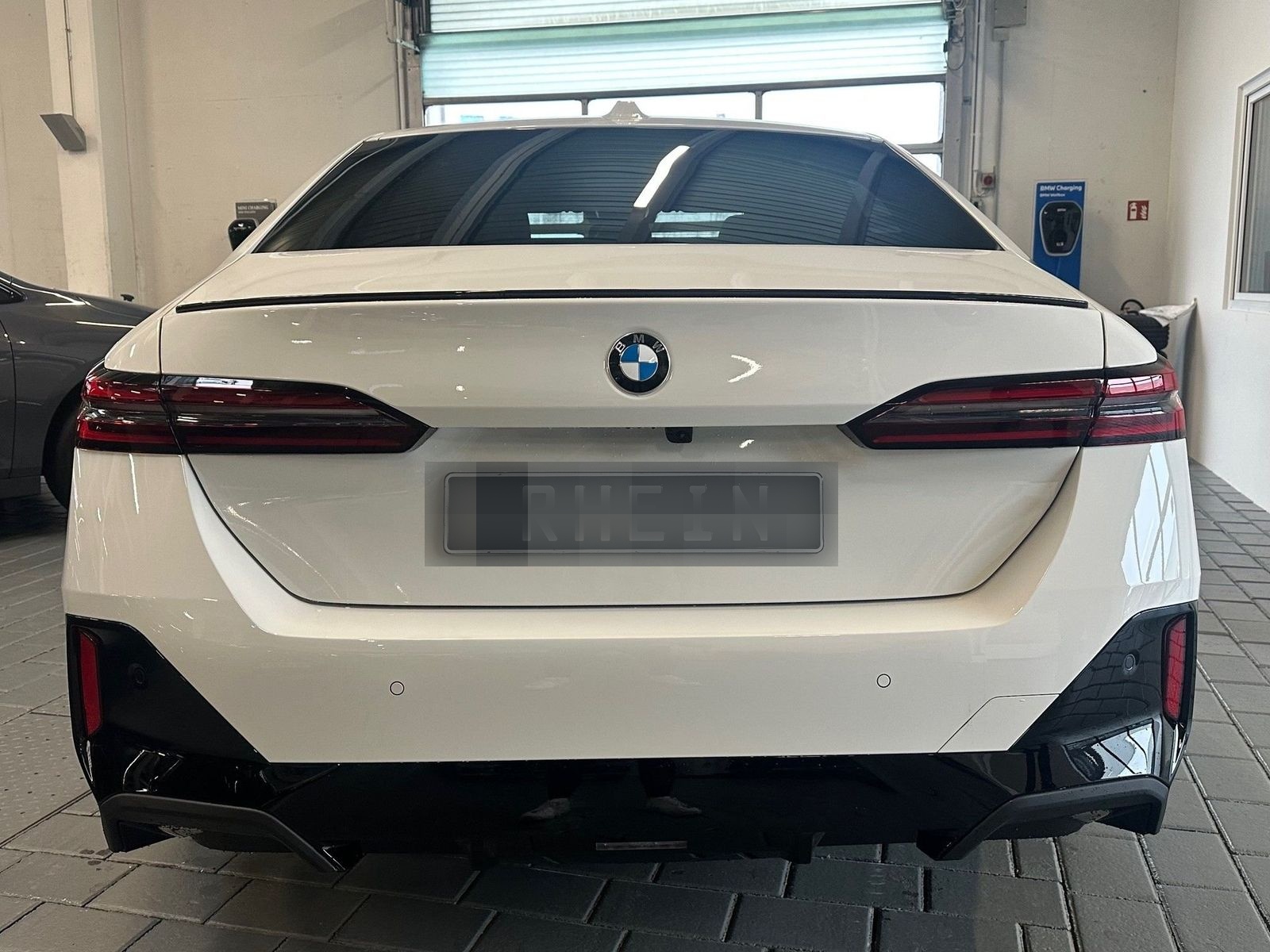 BMW 520d xDrive M Sportpaket M-Pro Drivng Prof. B&W foto 4