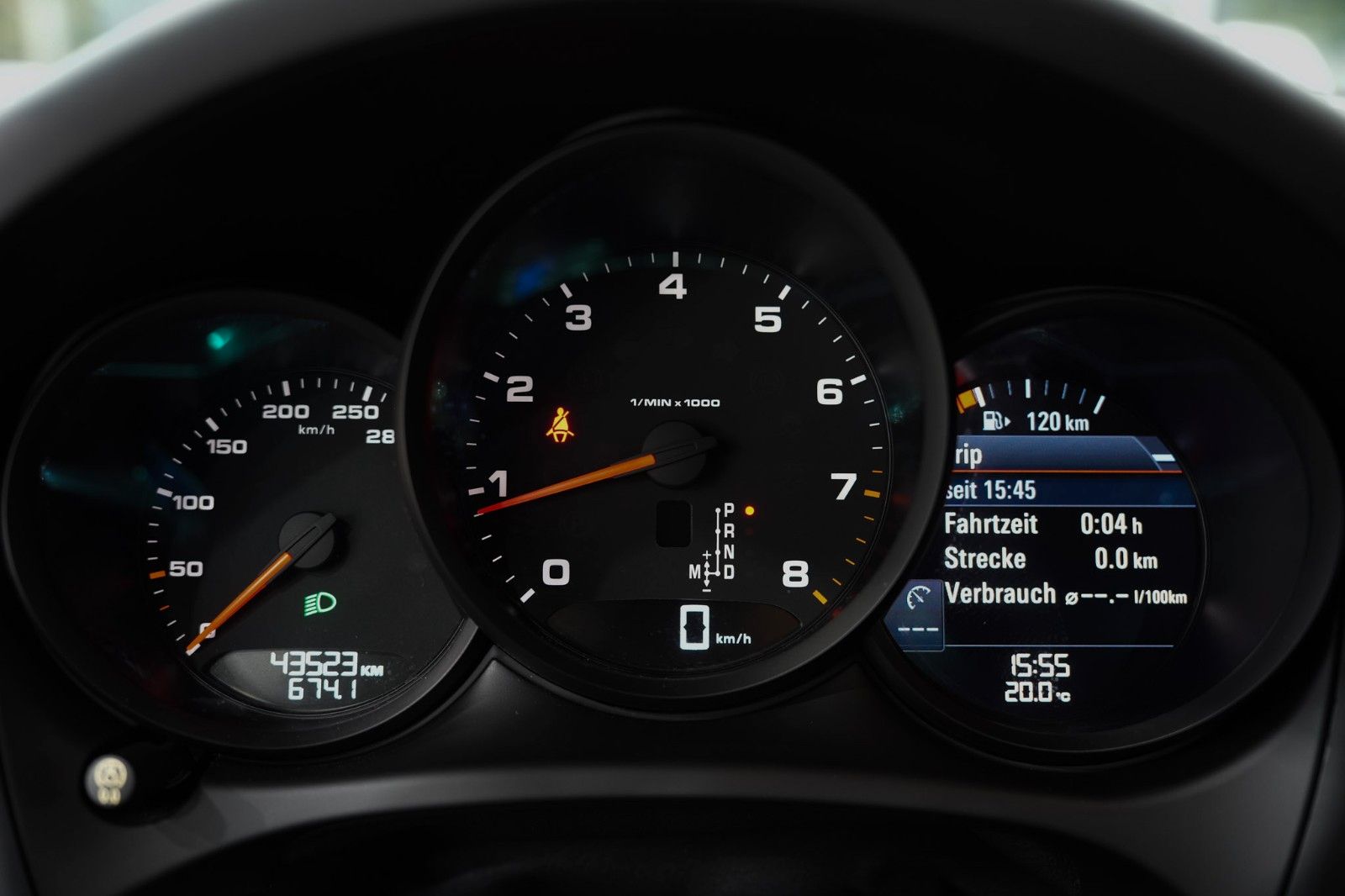 Porsche Macan LEDER-PAKET PANO MEMORY LM 21 SOUND-PKG foto 17