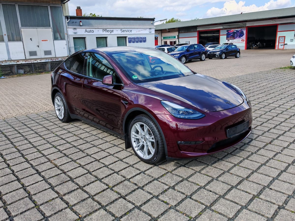 Tesla Model Y LongRange AWD BOOST SoH 93,4%