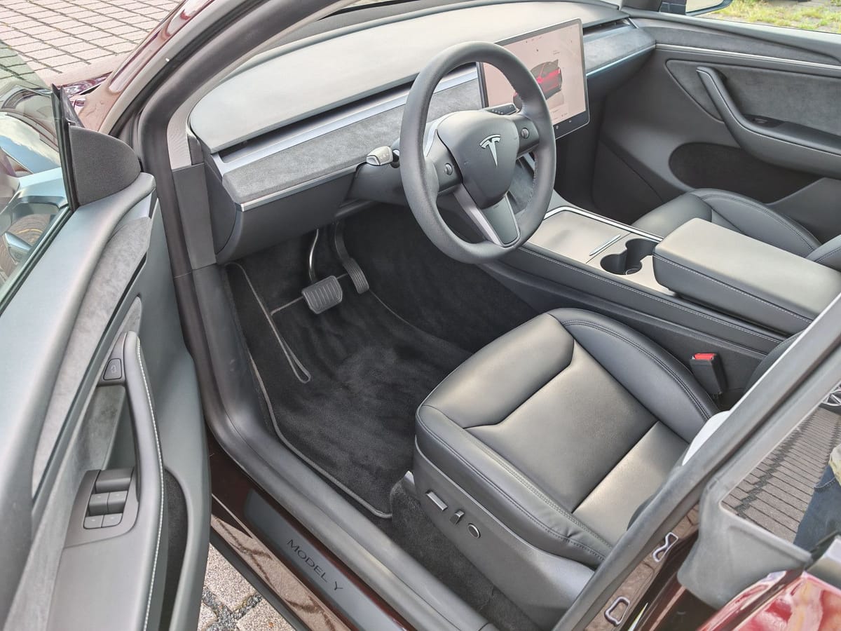 Tesla Model Y LongRange AWD BOOST SoH 93,4% foto 2