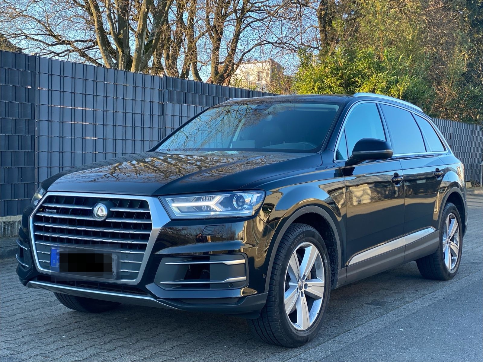 Audi Q7 3.0 TDI + 7 SITZE + ALLRADLENKUNG + 360 KAM +