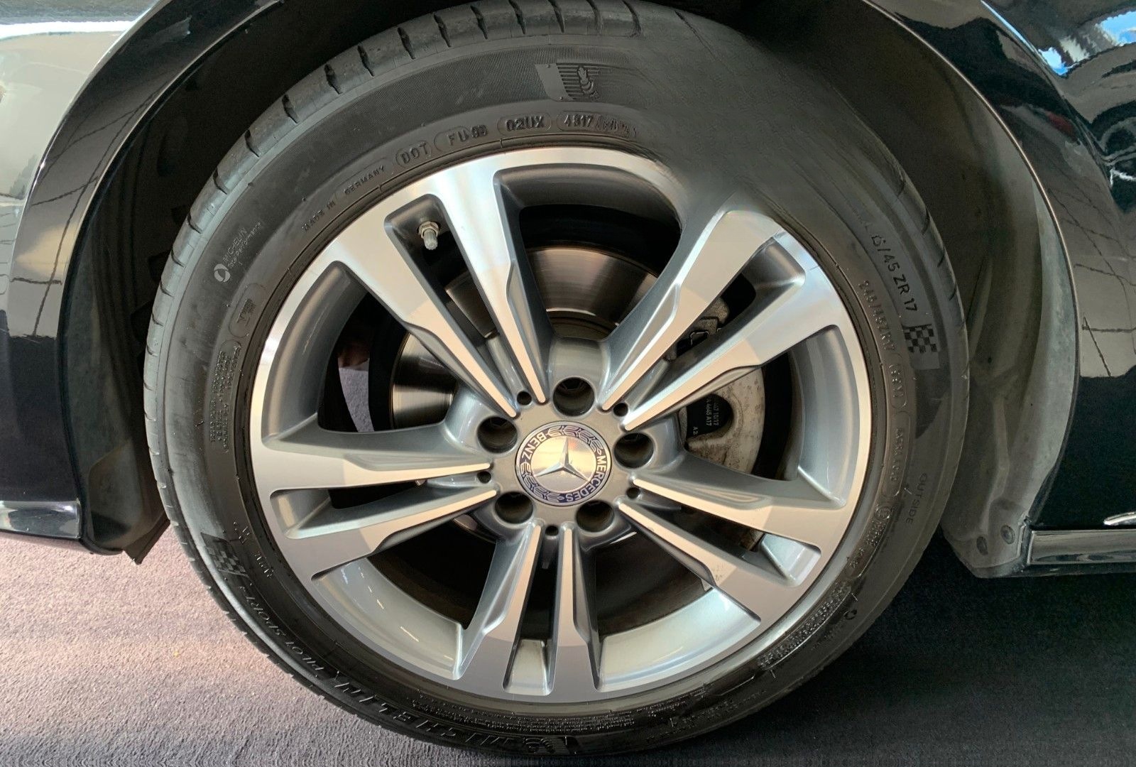 Mercedes-Benz E 200 AVANTGARDE *AUTOMATIK*AHK*LED*PDC*NAVI* foto 19