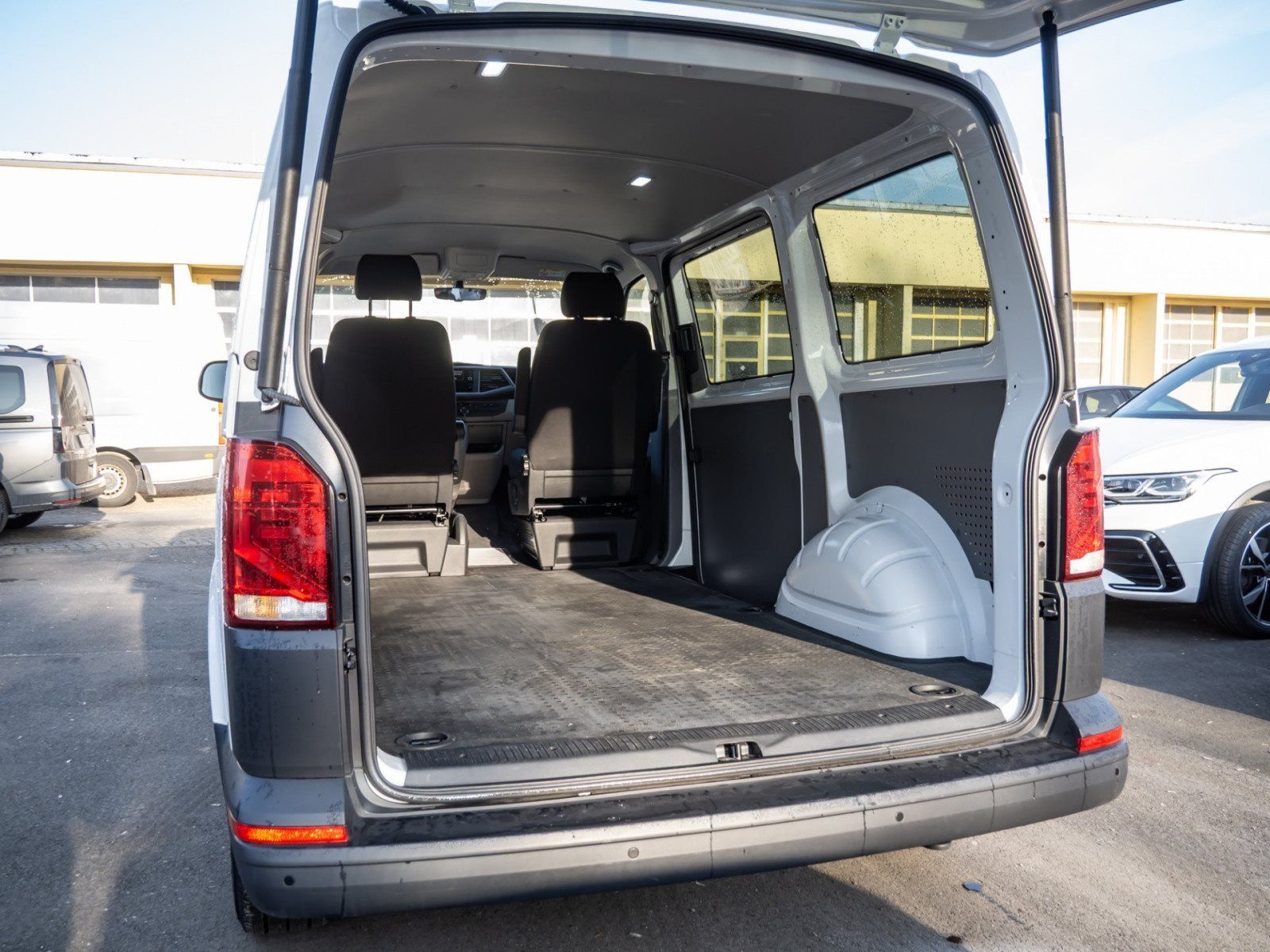 Volkswagen Transporter Kombi TDI DSG+ACC+ELK HECKKLAPPE+RÜC foto 6