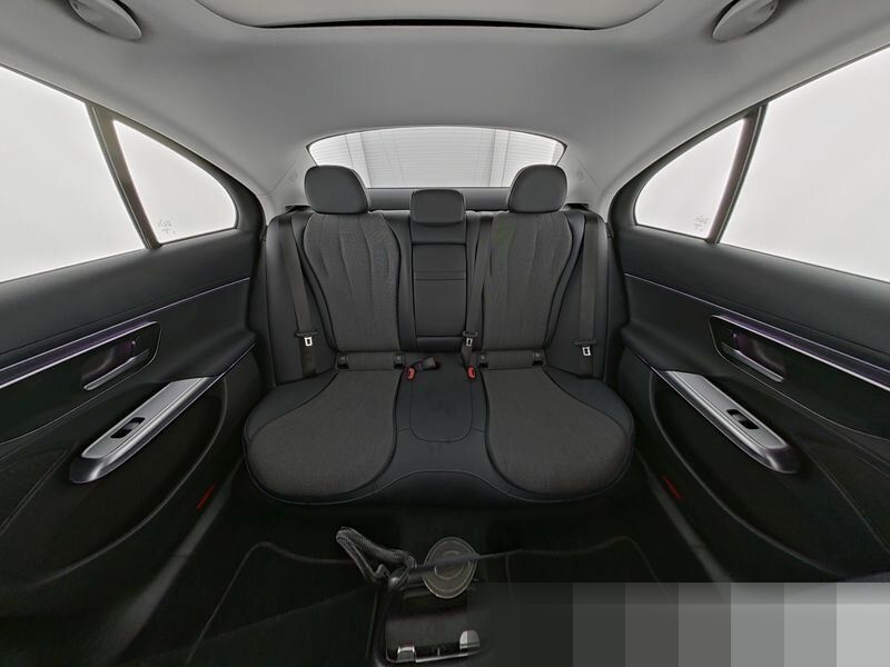 Mercedes-Benz E 220 d AVANTGARDE Advanced PSD 19" DISTR KeylGo foto 8