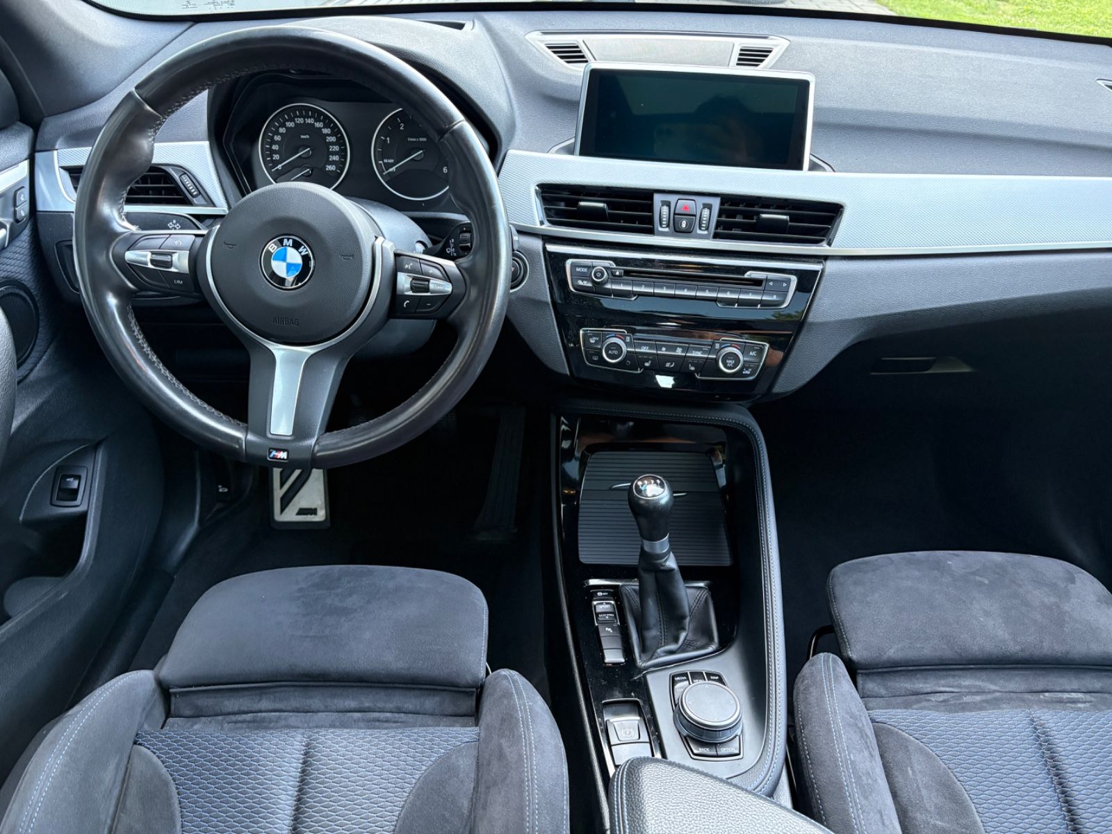 BMW X1 sDrive 18 d M Sport *LED*Head-up*Kamera* foto 12