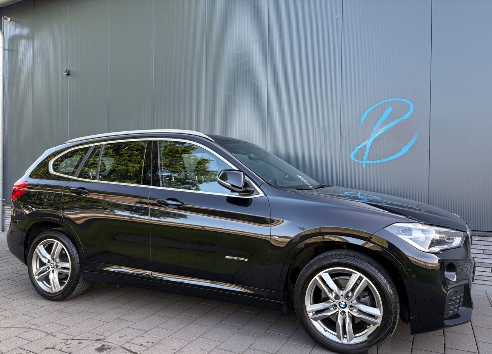 BMW X1 sDrive 18 d M Sport *LED*Head-up*Kamera* foto 3