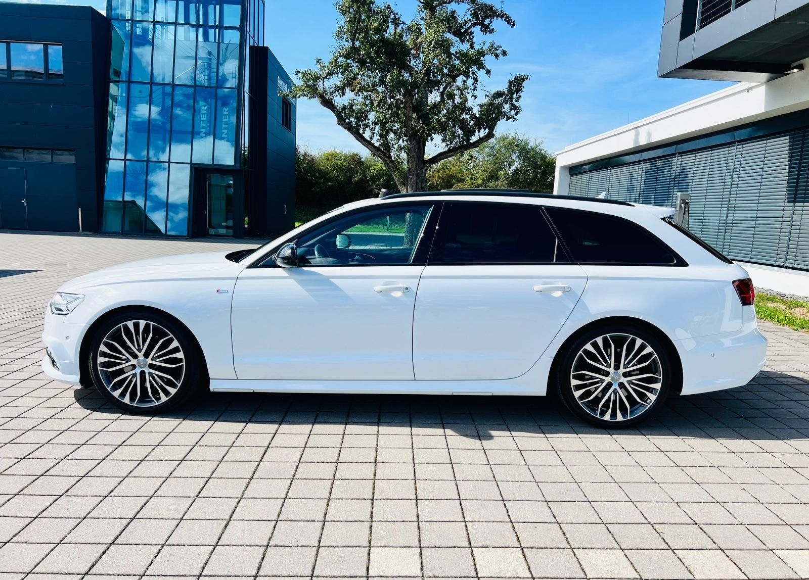 Audi A6 Avant 3.0 TDI quattro*S-LINE*BLACK EDIT*PANO* foto 12