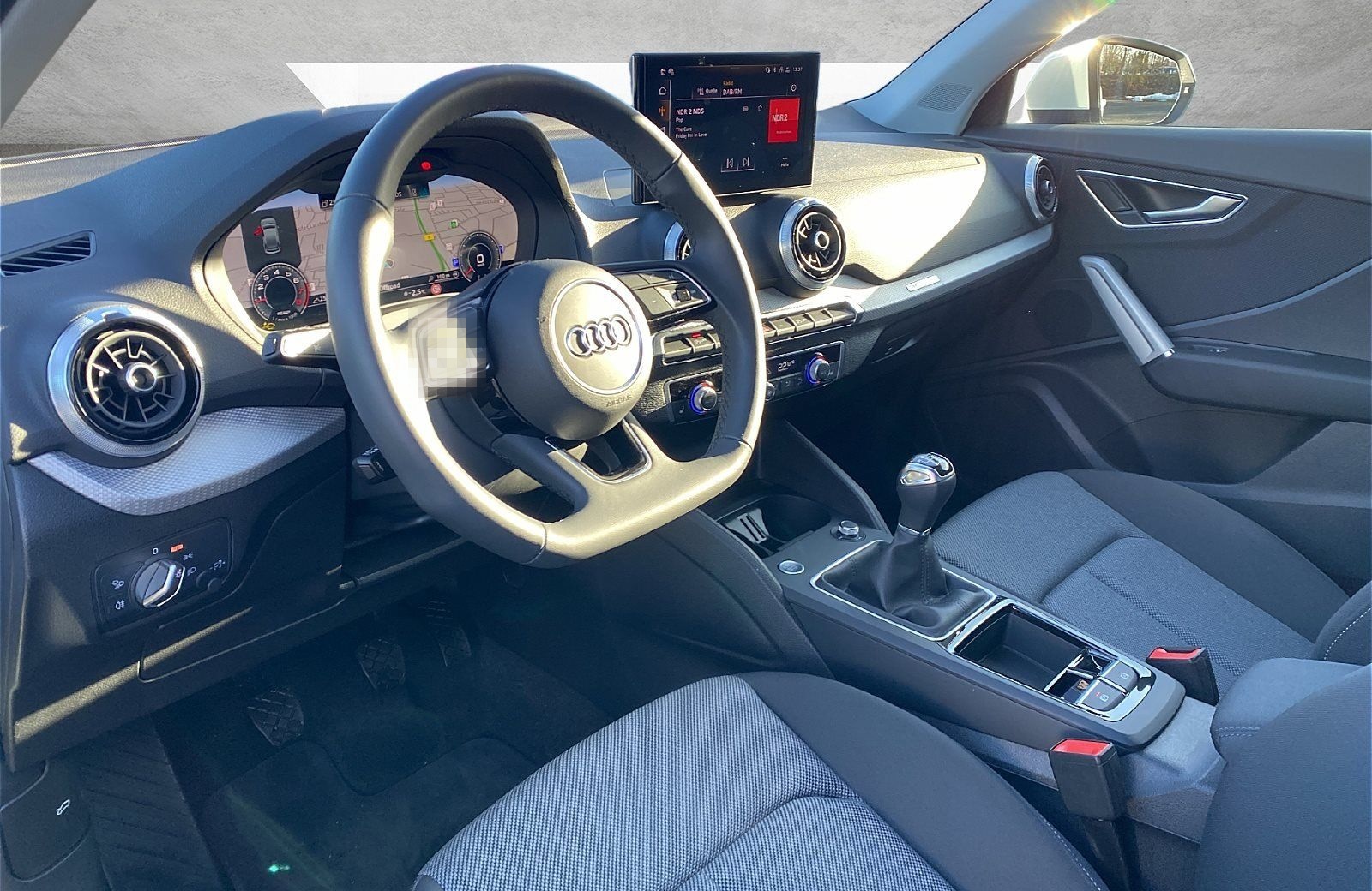 Audi Q2 35 TFSI advanced Matrix ACC AHK Standhzg. ACC foto 14