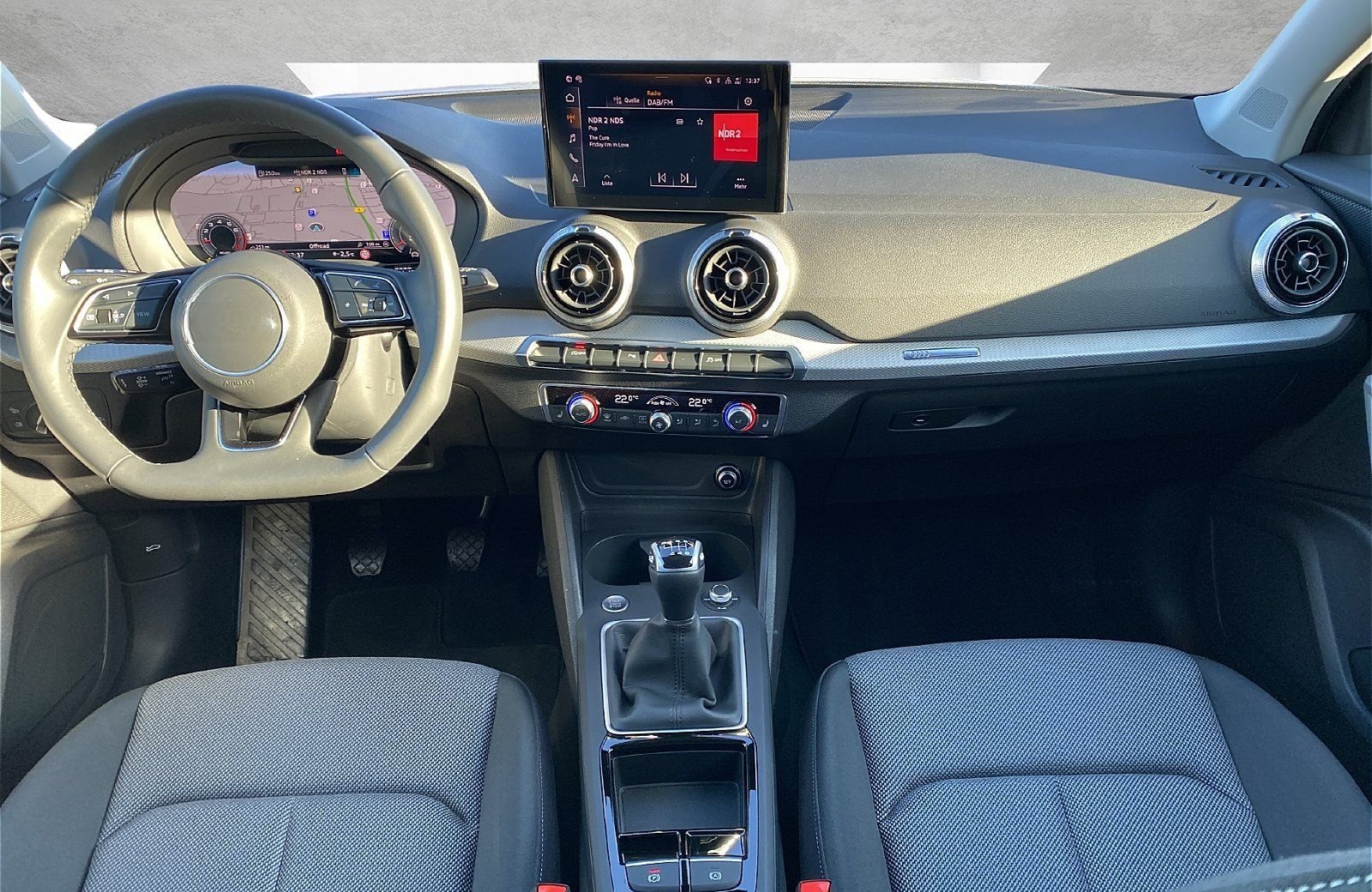 Audi Q2 35 TFSI advanced Matrix ACC AHK Standhzg. ACC foto 17