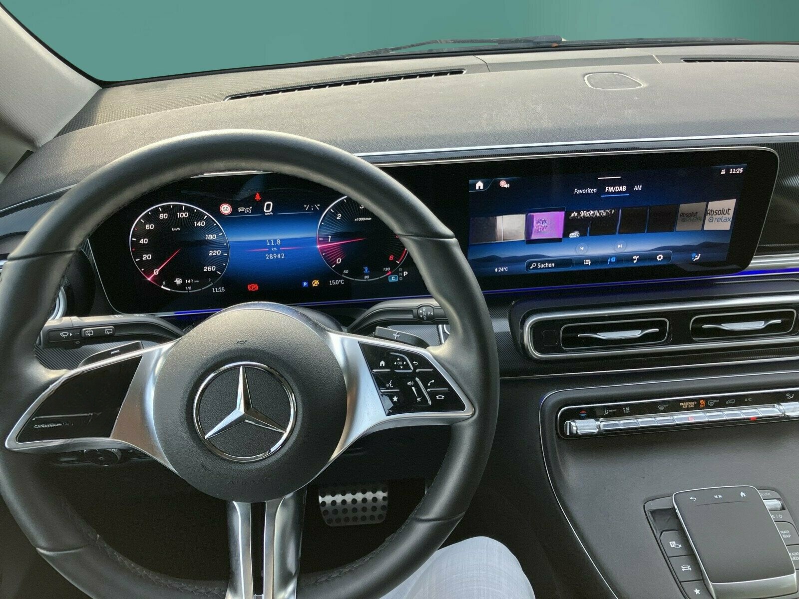 Mercedes-Benz V 220 d STYLE Kompakt AHK+DISTR+MBUX+MLED+AMBI foto 14